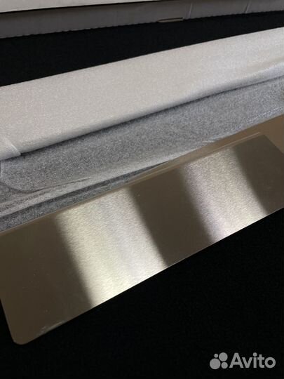 Накладки на пороги тойота LC 100 1998-2006