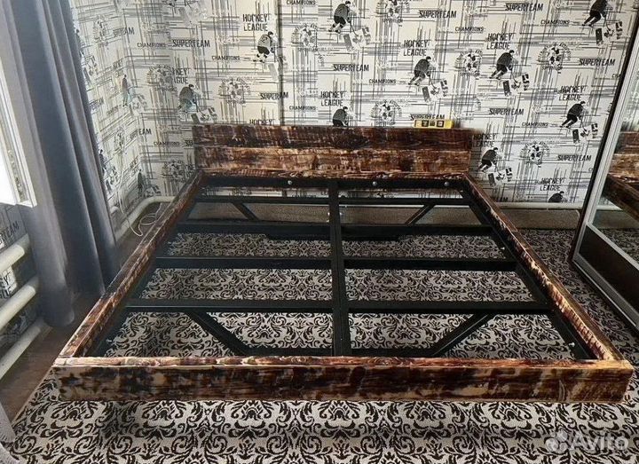 Железная кровать в стиле лофт