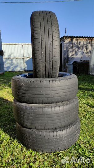 Bridgestone 613V 215/65 R16
