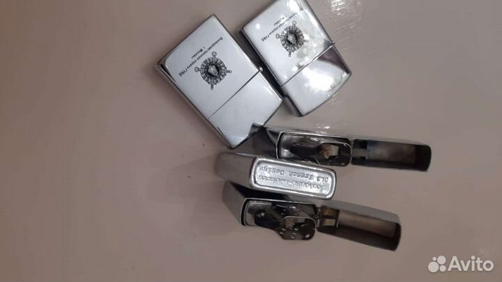 Зажигалка бензиновая