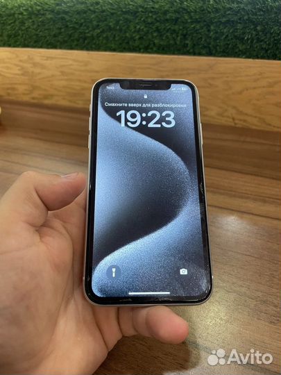 iPhone Xr, 128 ГБ