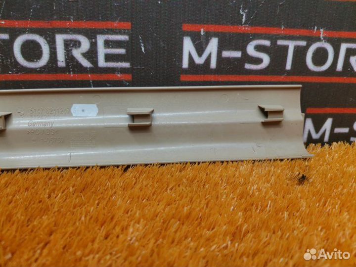 Накладка на порог салона передняя левая Bmw