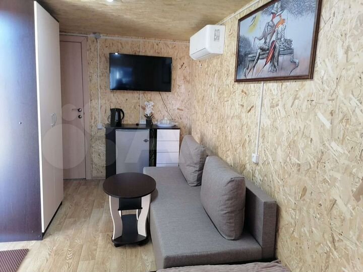 Дом 16 м² на участке 6 сот.