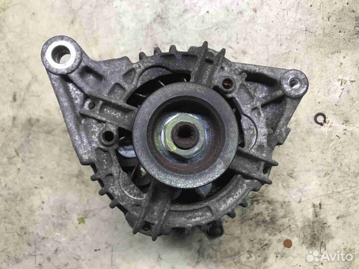 Генератор Toyota Avensis