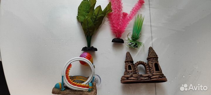 Аквариум, декор и средства ухода