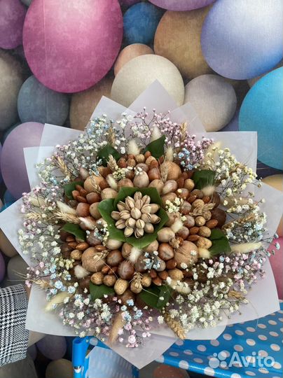 Подарки из шоколада орехов сухофруктов