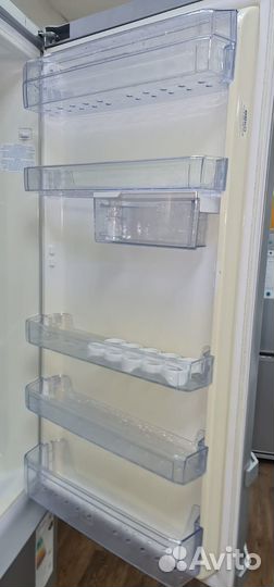 Холодильник Beko CS 338020 S