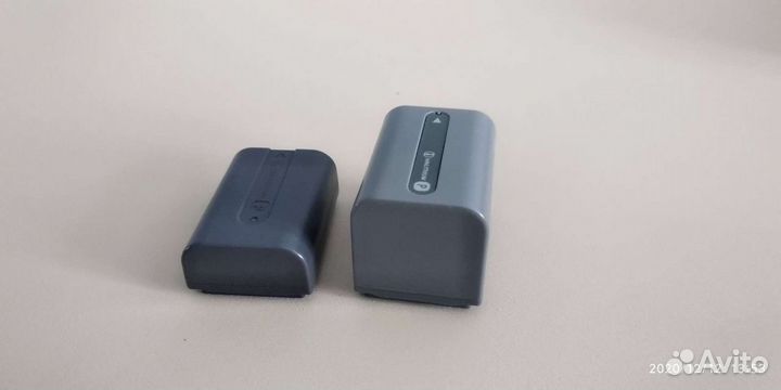 Видеокамера DCR-SR60E с сумкой