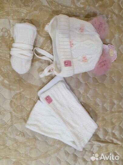 Новая зимняя шапочка и комплект для малышки