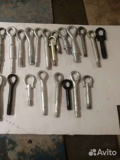 Буксировочные крюки