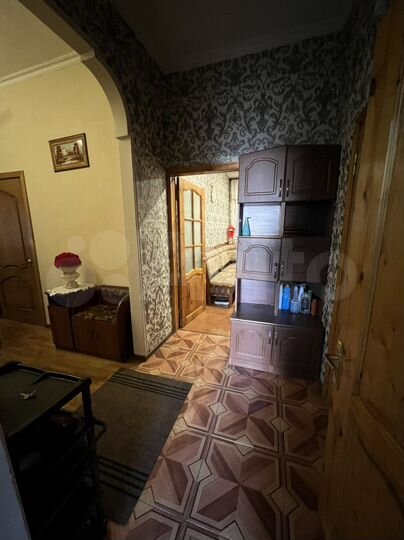 2-к. квартира, 65 м², 1/2 эт.