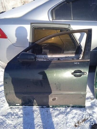 Дверь боковая передняя левая Volkswagen Passat