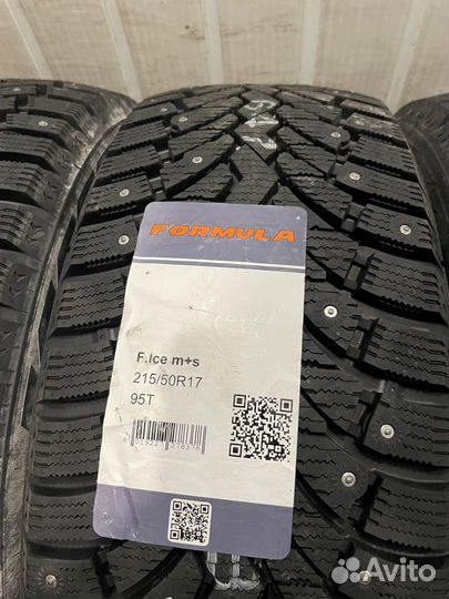 Pirelli Formula Ice 215/50 R17
