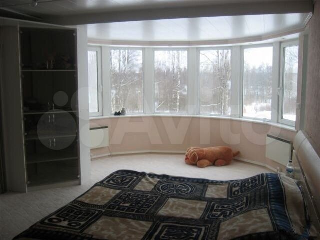 Коттедж 550 м² на участке 14 сот.