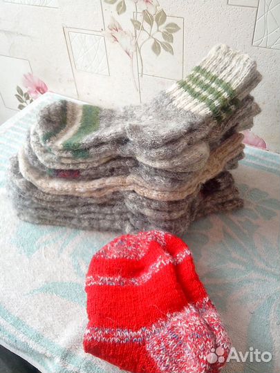 Носки из овечьей шерсти. Для рыбалки и варежки