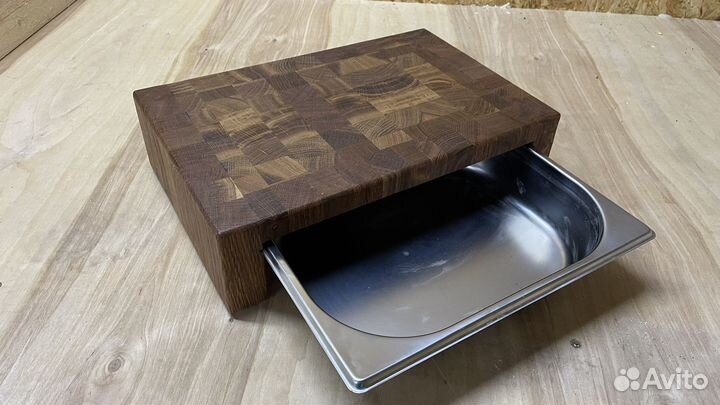 Торцевая разделочная доска с гастроемкостью