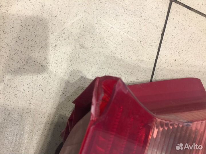 Фонарь задний правый Citroen C4