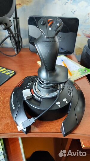 Джойстик Thrustmaster T.Flight Stick X чёрный
