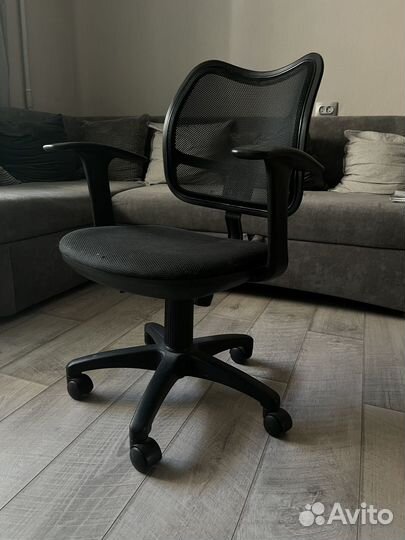 Компьютерный стул Икеа