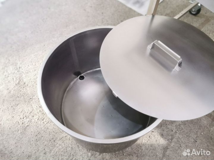 Емкость из пищевой нержавейки