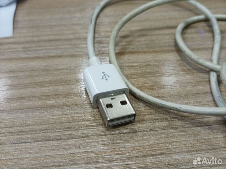 Кабель для iPhone Apple