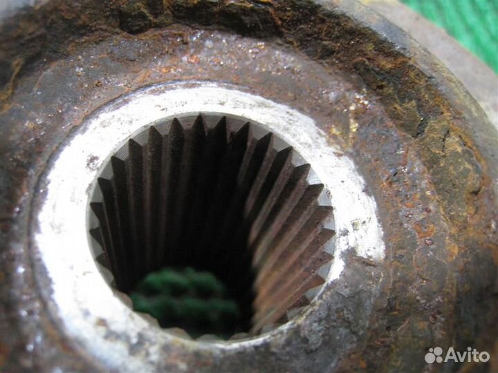 Кулак передний правый Hyundai Tucson (JM) 2005