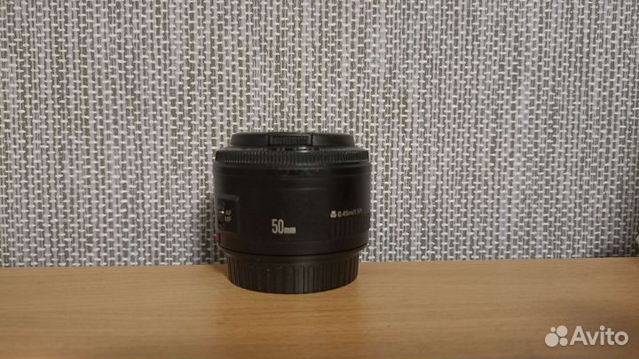Canon 50mm f/1.8 II