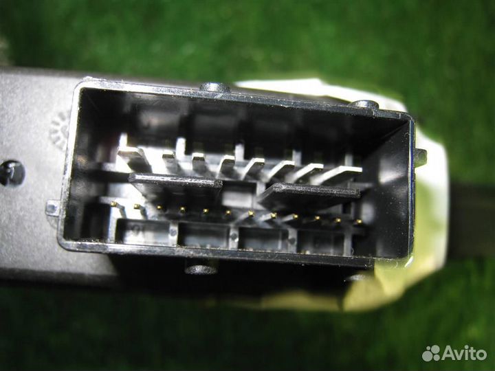 Мотор стеклоподъёмника передний правый Citroen C4