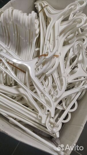 Вешалки плечики