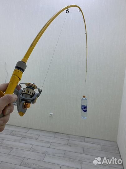 Спининг надежный на хищника 240см