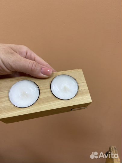 Подсвечник со свечами дерево