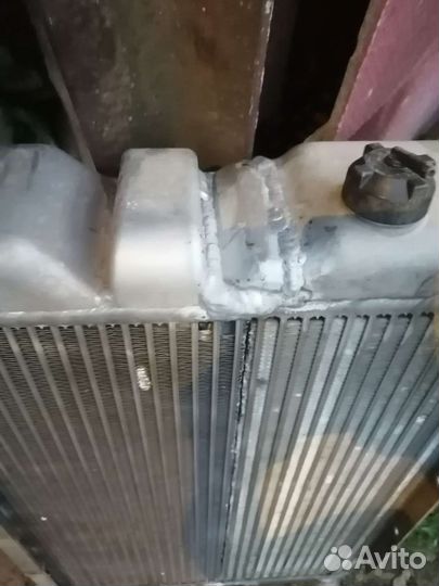 Радиатор на komatsu