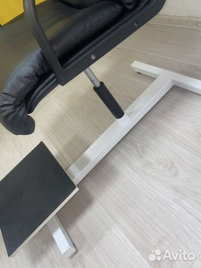 Педикюрное кресло на гидравлике