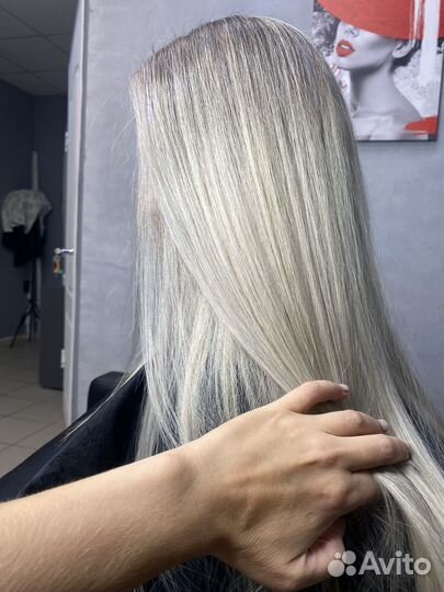Стрижка и окрашивание волос