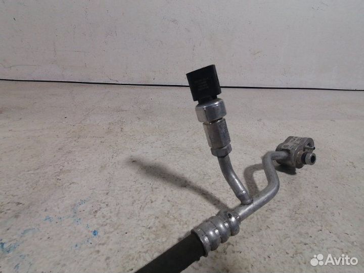 Трубка кондиционера Volkswagen Touareg 2002-2010