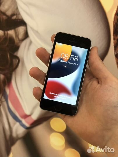 iPhone se как новый