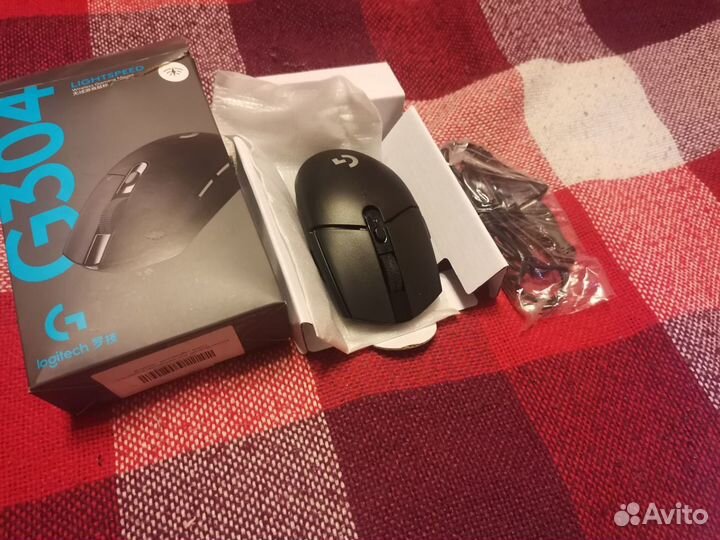 Игровая мышь Logitech G G304 Lightspeed