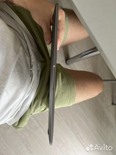 Macbook air 13 2020 m1