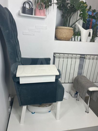 Аренда рабочего места маникюр педикюр, с клиентско