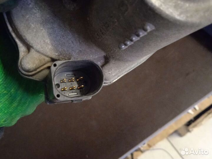 Дроссельная заслонка 03c133062c