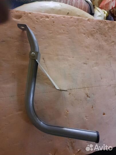 Кронштейн для тарелки триколор