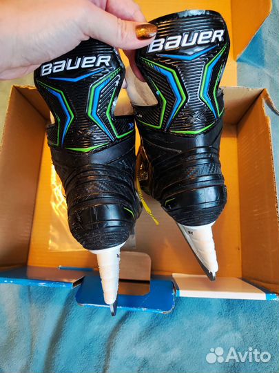 Хоккейные коньки bauer