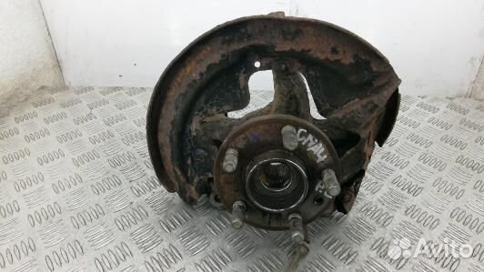 Ступица передняя левая land rover freelander 2 (GM