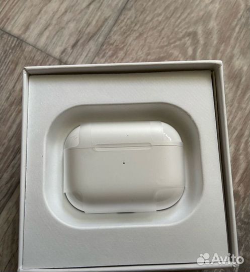Беспроводные наушники apple airpods