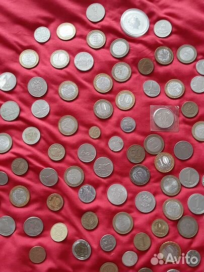 Продаются бумажные и железные деньги для коллекции