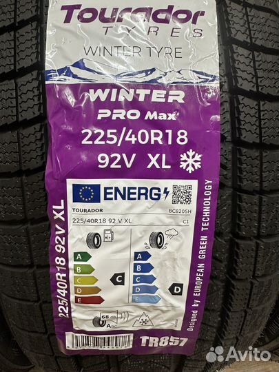 Tourador Winter Pro Max 225/40 R18 93V