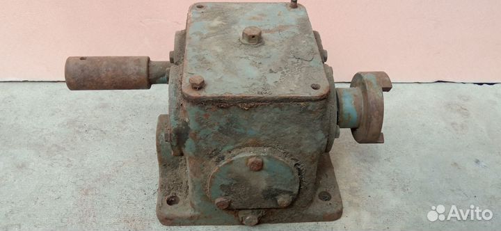 Редуктор червячный двухступенчатый