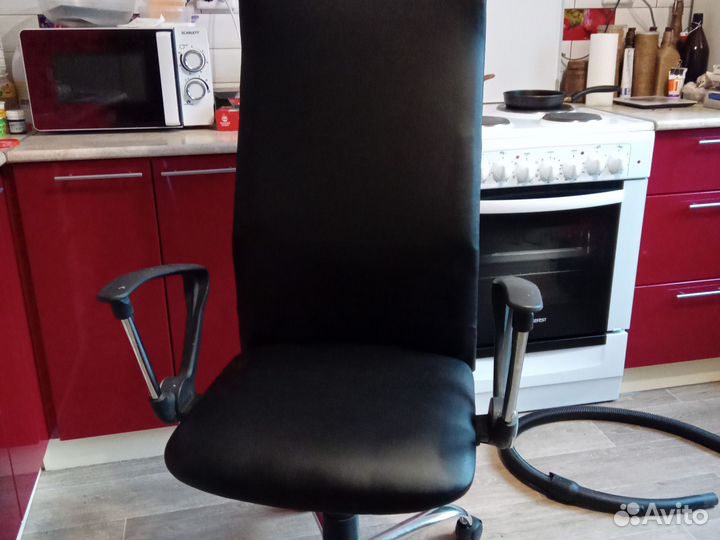 Компьютерное кресло бу