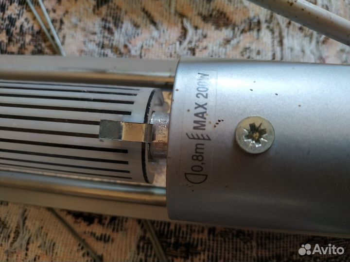 Люстра галогеновая металлическая подвесная