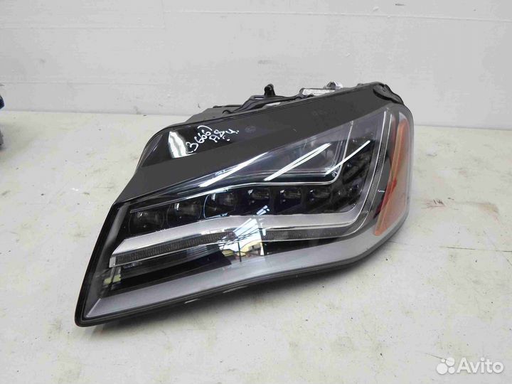 Фара левая Audi A8/S8